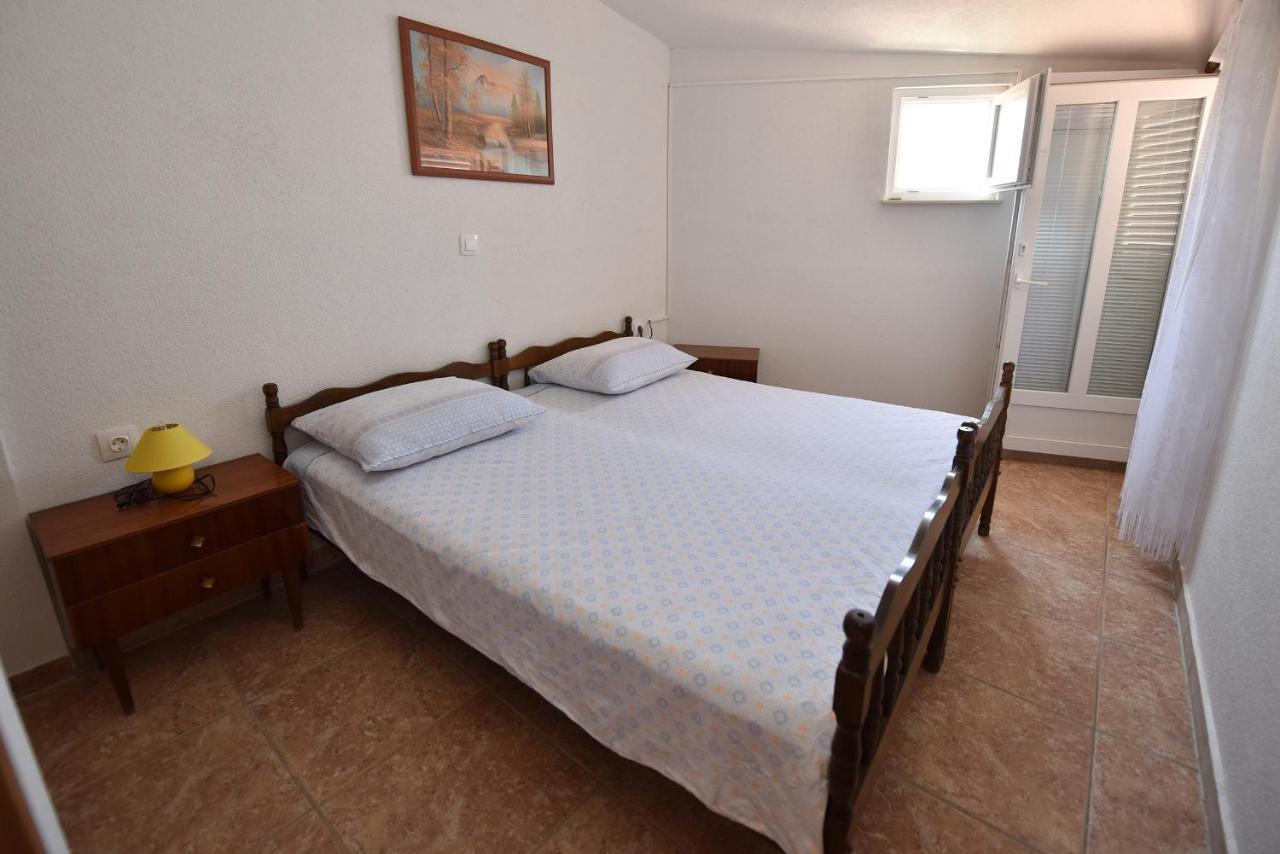 Apartments By The Sea Metajna, Pag - 6522 Zubovici Exterior photo