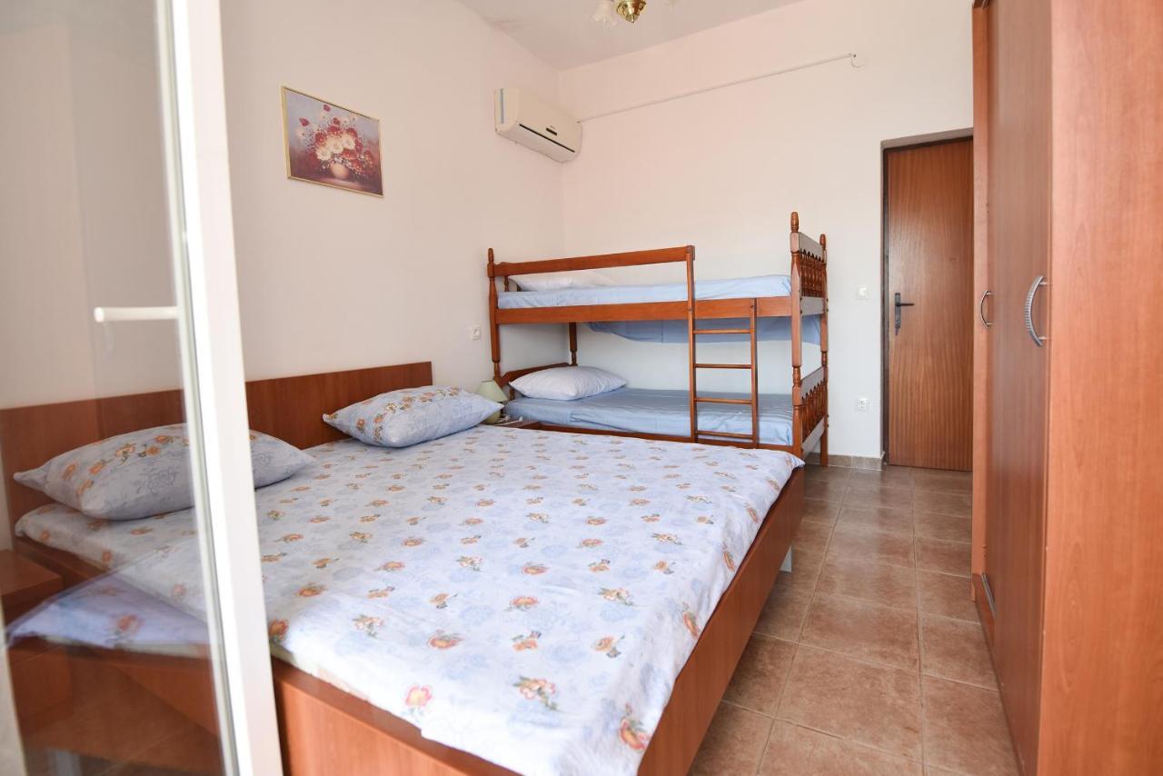 Apartments By The Sea Metajna, Pag - 6522 Zubovici Exterior photo