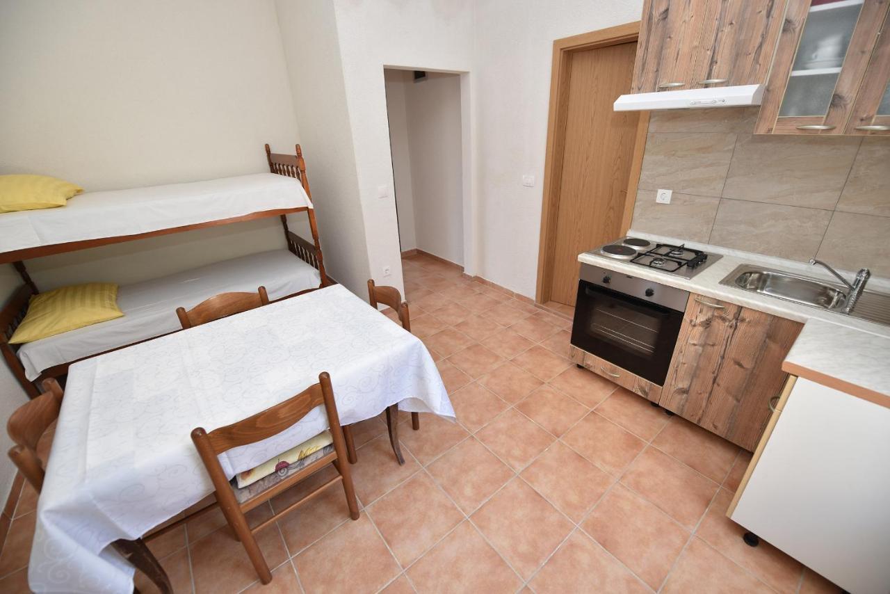 Apartments By The Sea Metajna, Pag - 6522 Zubovici Room photo